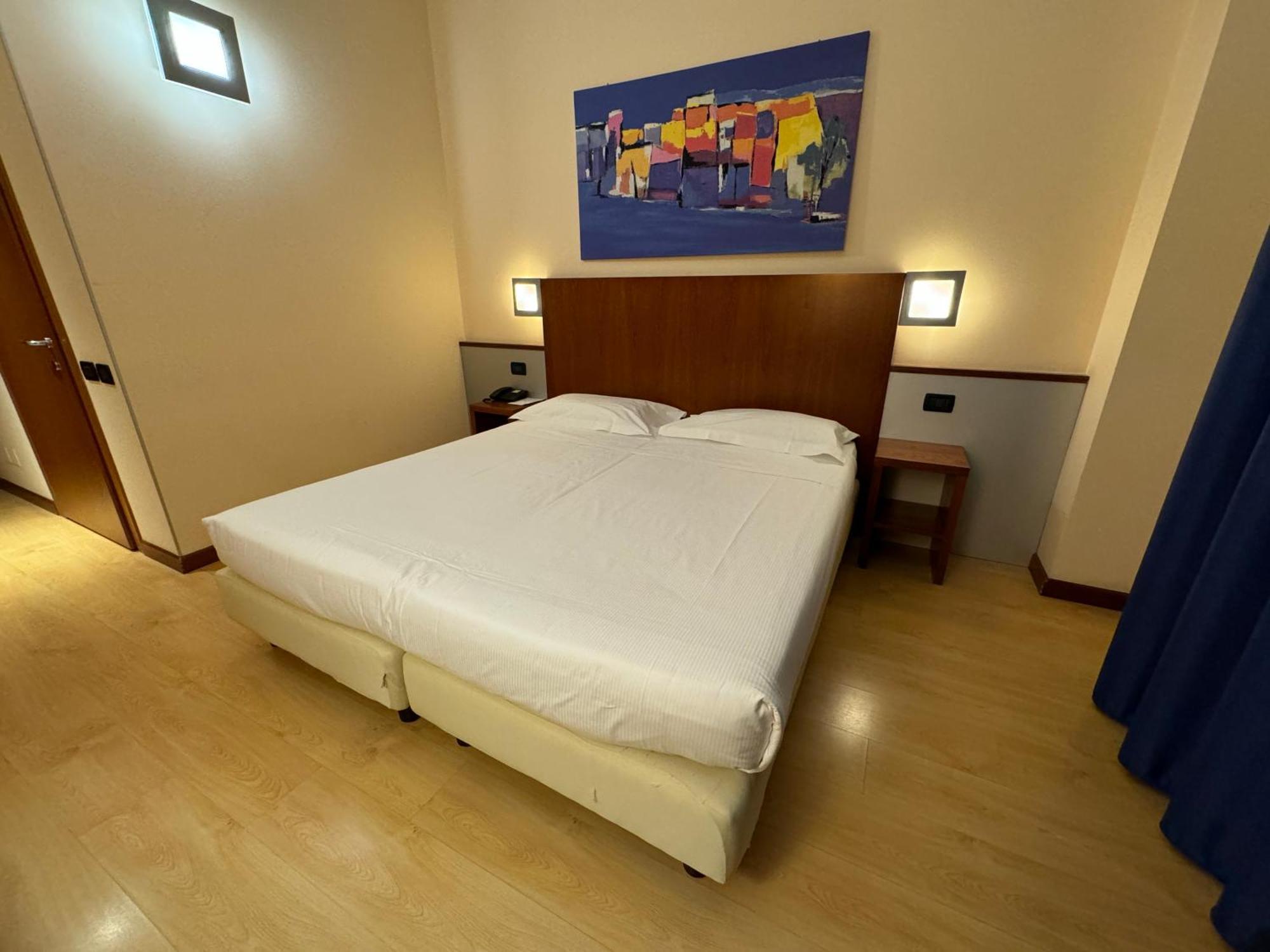 Euro Hotel Imola Esterno foto