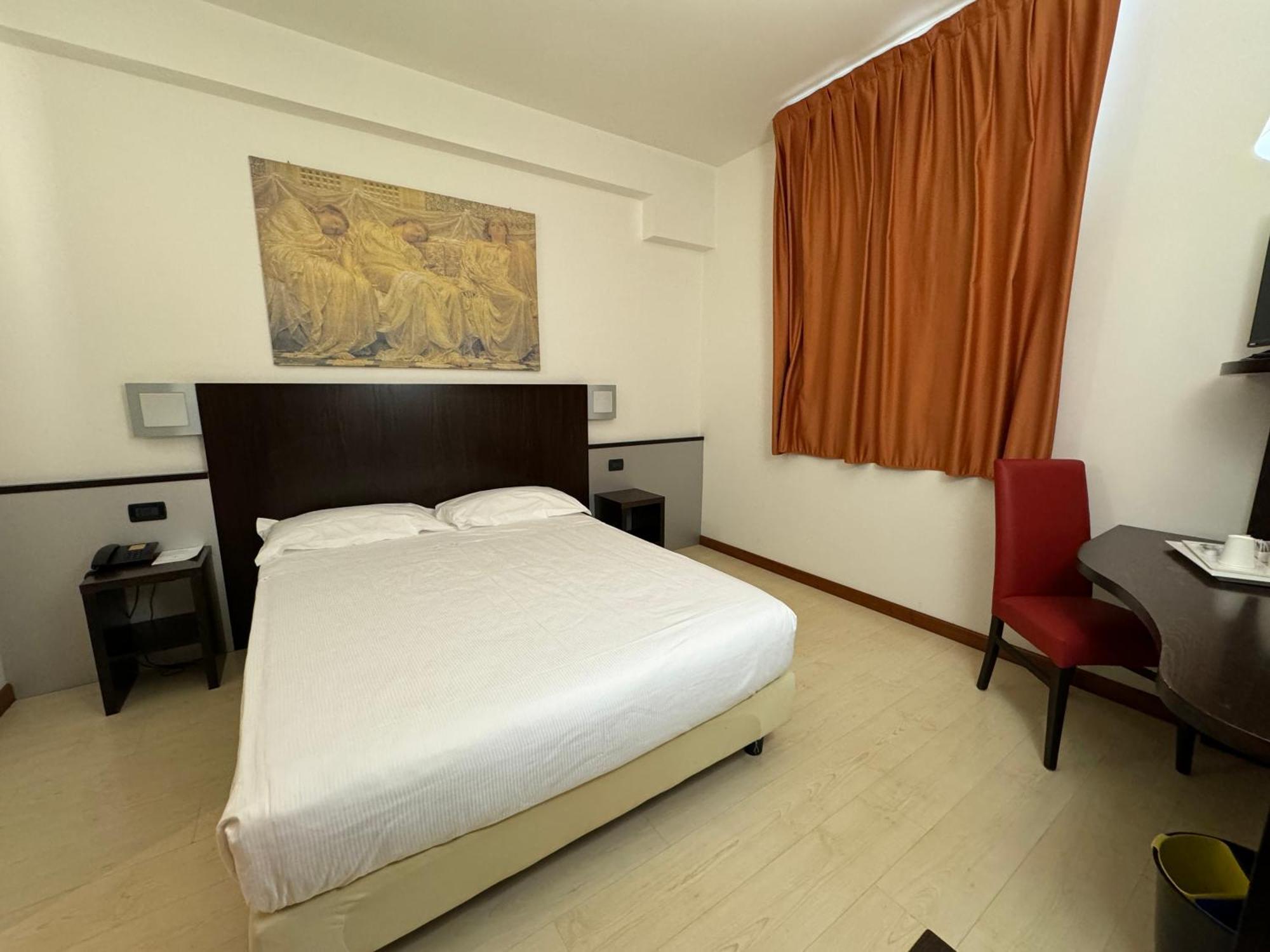Euro Hotel Imola Esterno foto