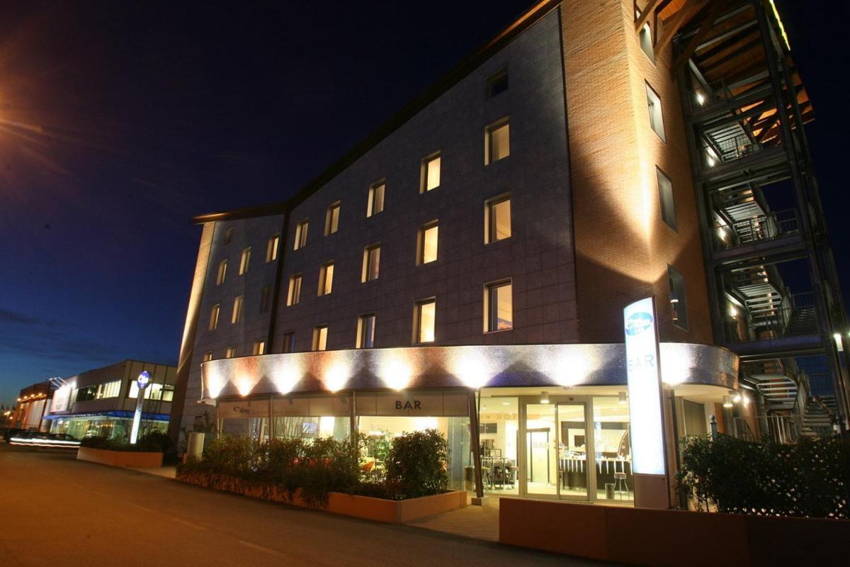 Euro Hotel Imola Esterno foto